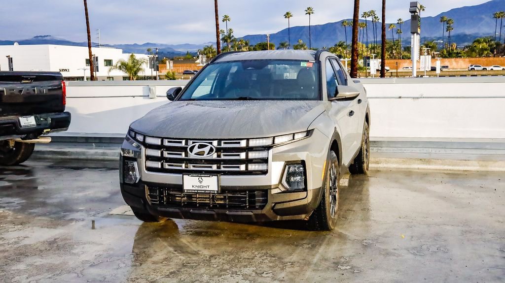 Used 2025 Hyundai Santa Cruz SEL image 4