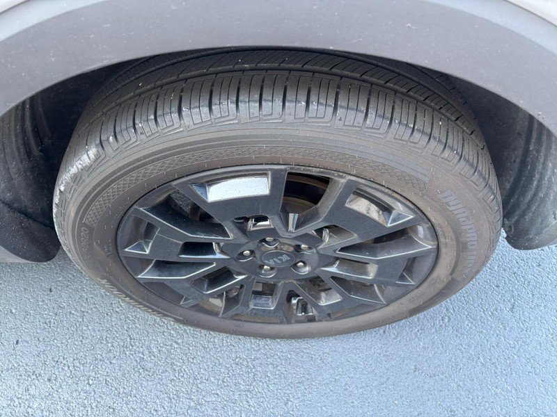 Used 2021 Kia Telluride EX w/ EX Premium Package AWD/4WD image 8