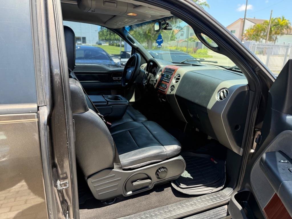 Used 2005 Ford F150 XLT RWD image 22