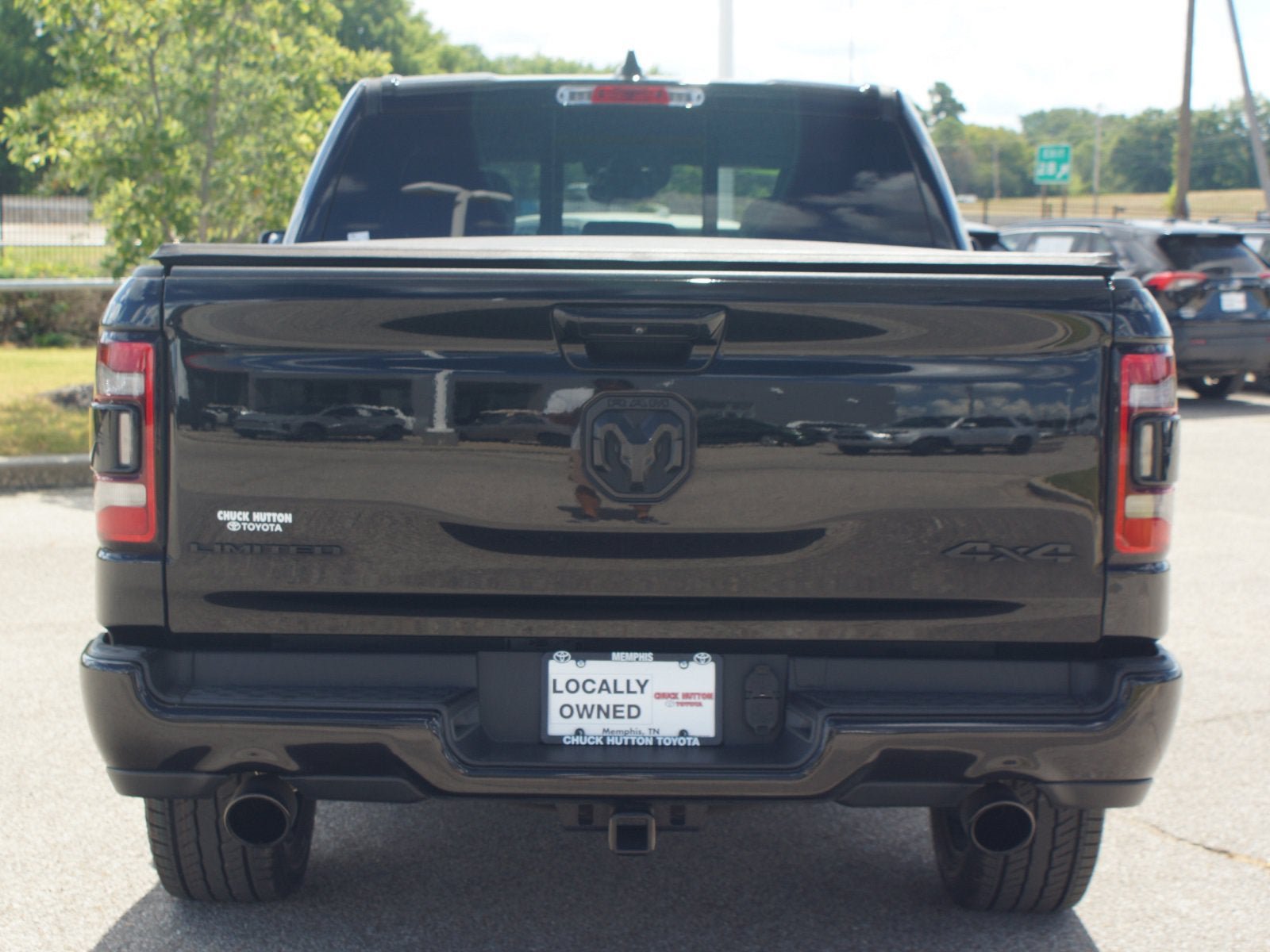 Used 2023 RAM 1500 Limited w/ Night Edition AWD/4WD image 3