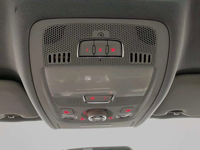 Used 2010 Audi A4 2.0T Premium FWD image 23