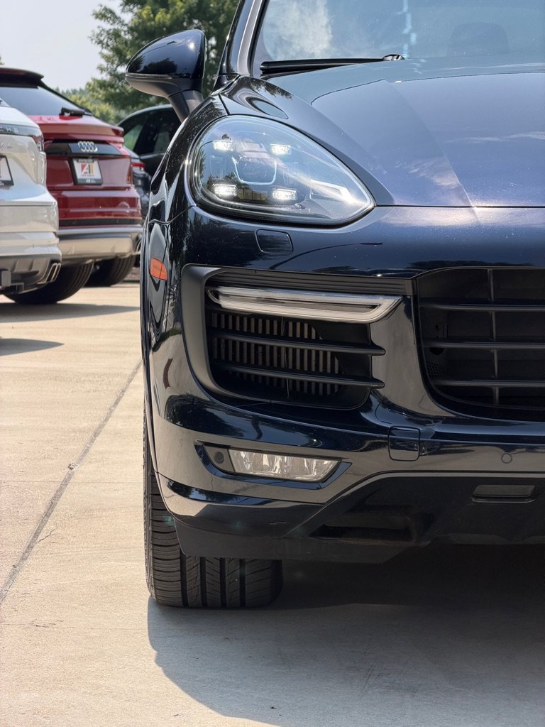 Used 2016 Porsche Cayenne GTS AWD/4WD image 14