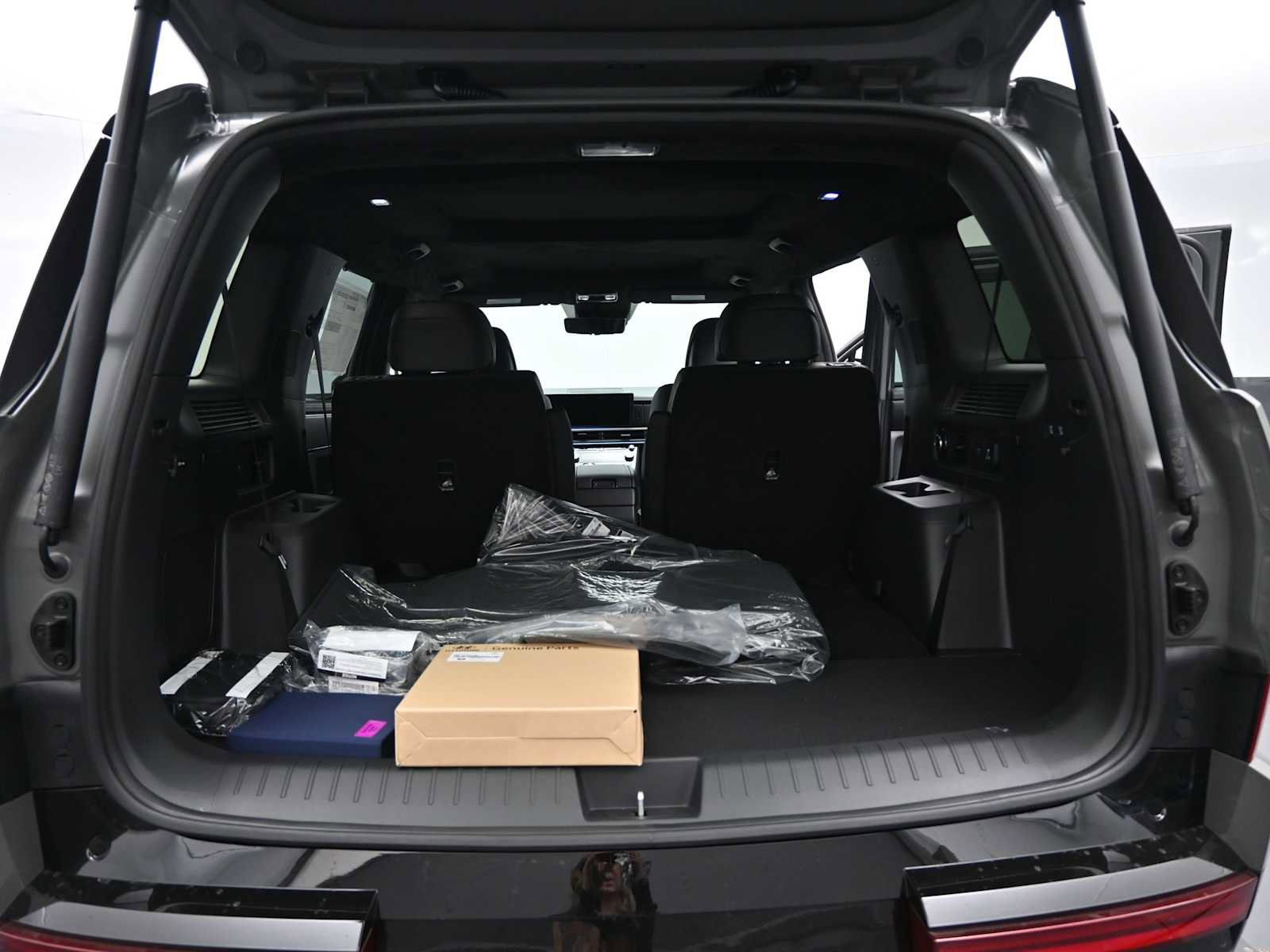 New 2026 Hyundai Santa Fe Calligraphy image 13