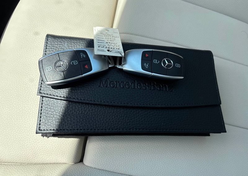 Certified 2023 Mercedes-Benz GLB 250 image 8