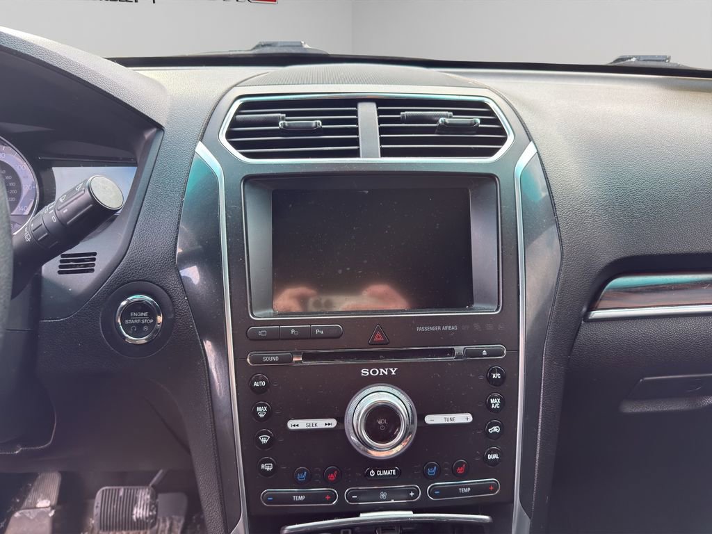 Used 2017 Ford Explorer Limited w/ Equipment Group 303A image 15