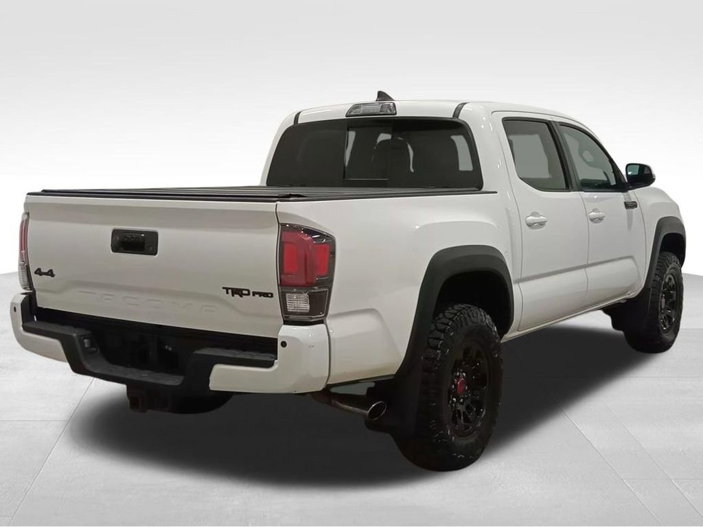 Used 2017 Toyota Tacoma TRD Pro image 3