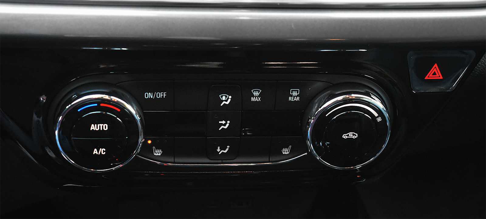 New 2026 Chevrolet Trax ACTIV w/ Sunroof Package image 20