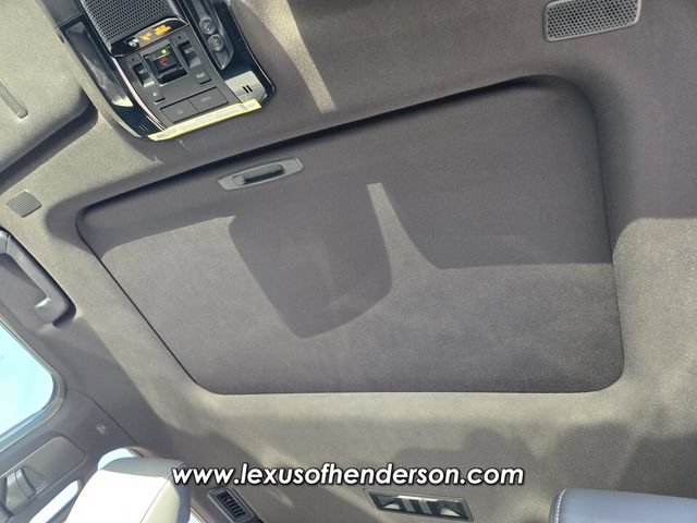 Certified 2025 Lexus GX 550 w/ Accessory Package (Z1) AWD/4WD image 12