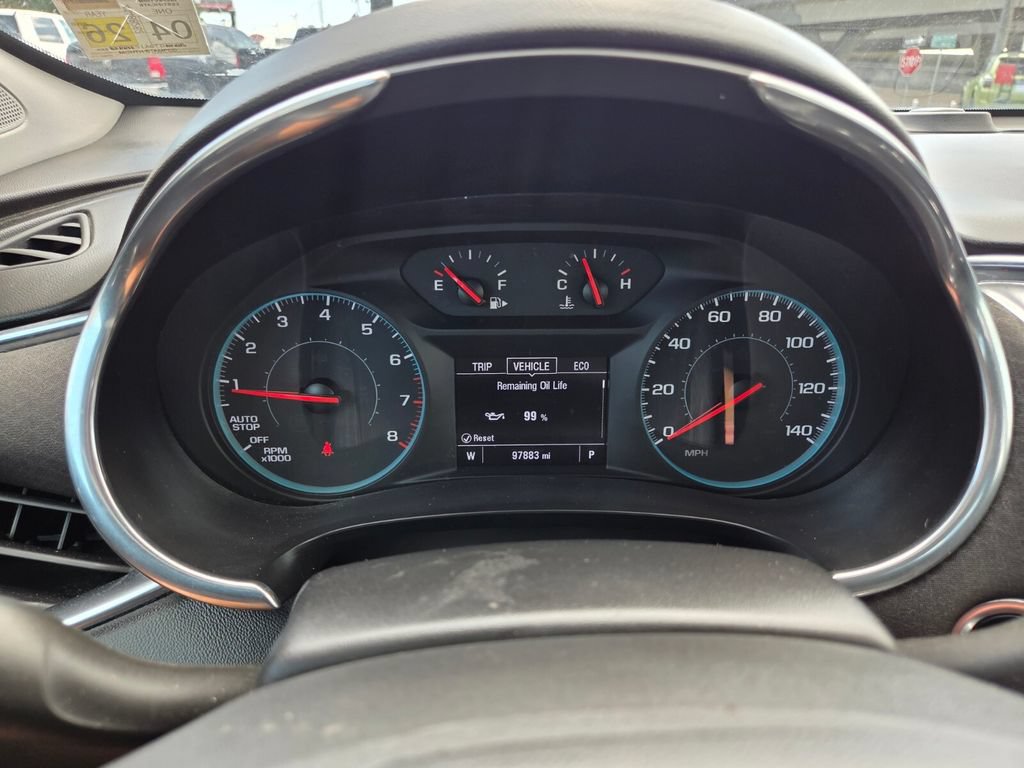 Used 2021 Chevrolet Malibu LT FWD image 15