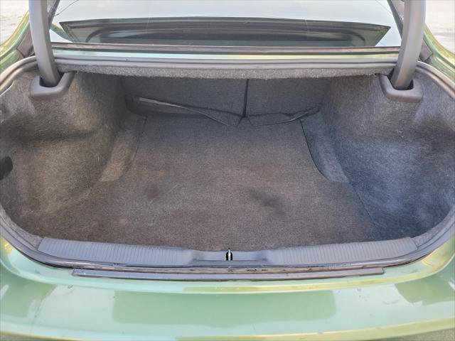 Used 2019 Dodge Charger SXT w/ Cold Weather Package AWD/4WD image 9