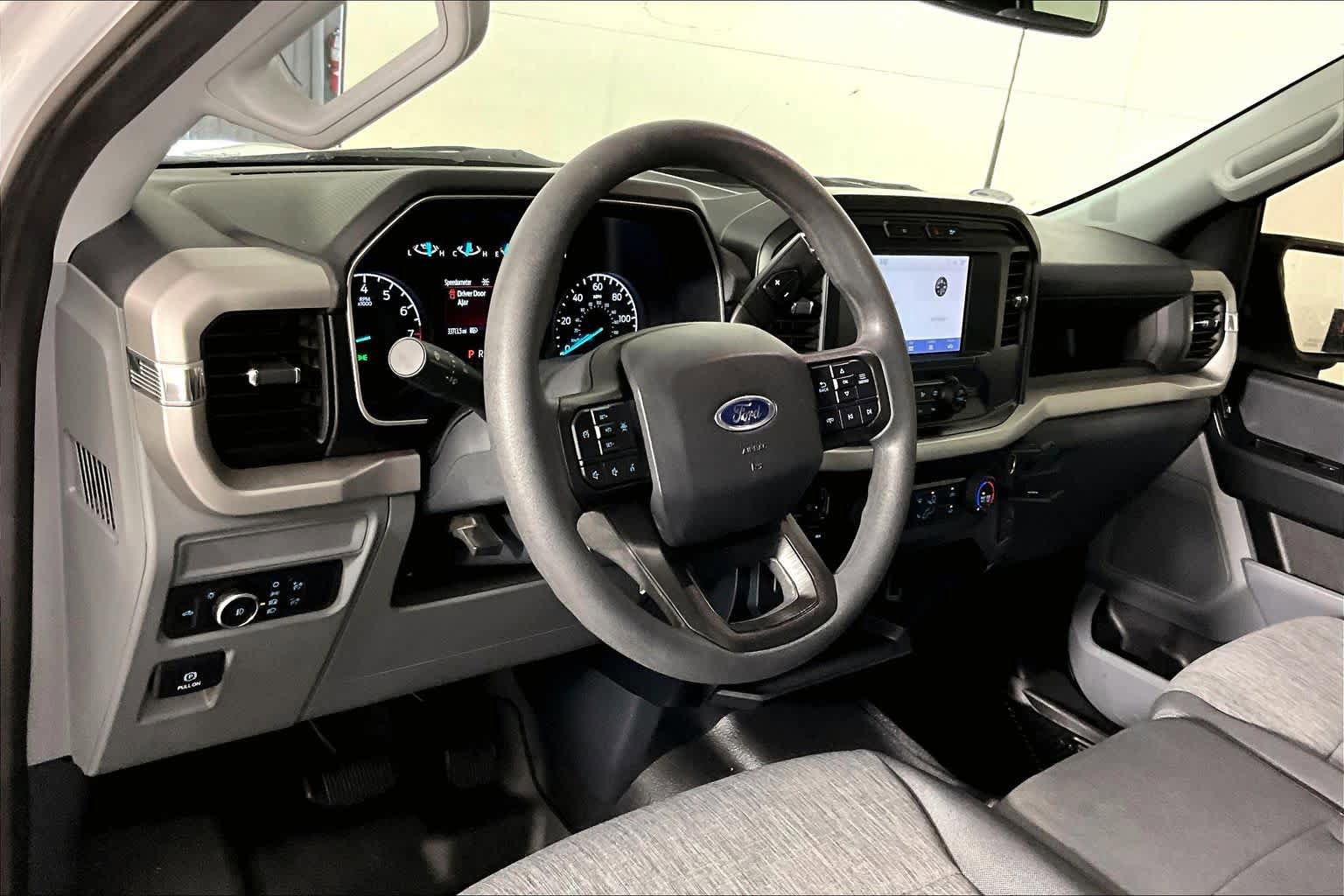 Used 2022 Ford F150 XL w/ Equipment Group 101A High AWD/4WD image 36