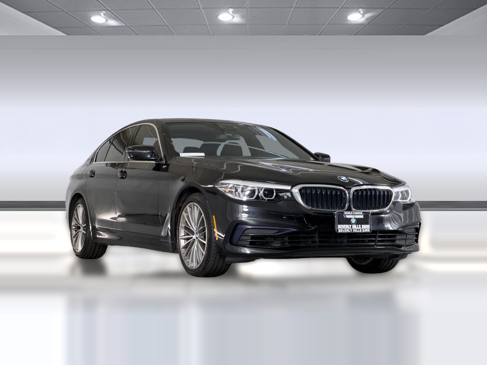 Used 2019 BMW 530e w/ Convenience Package RWD image 7