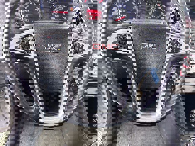 Used 2013 GMC Terrain SLT image 11