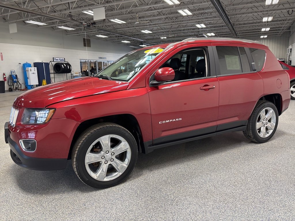 Used 2015 Jeep Compass Limited image 3