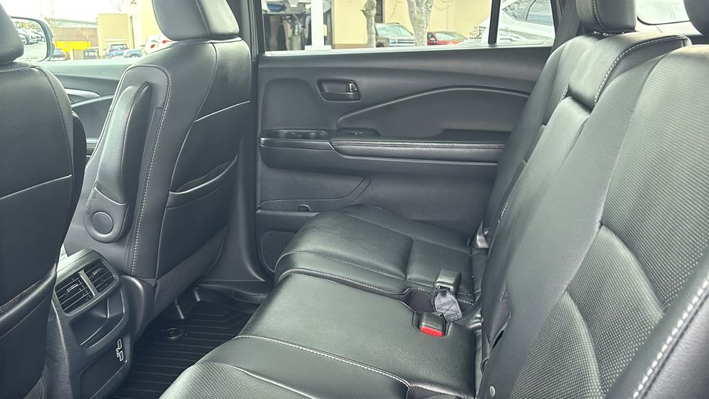 Used 2023 Honda Passport EX-L image 29