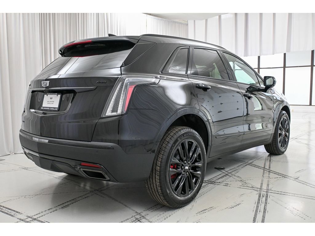 New 2026 Cadillac XT5 Sportv w/ LPO, Onyx Lite Package image 7
