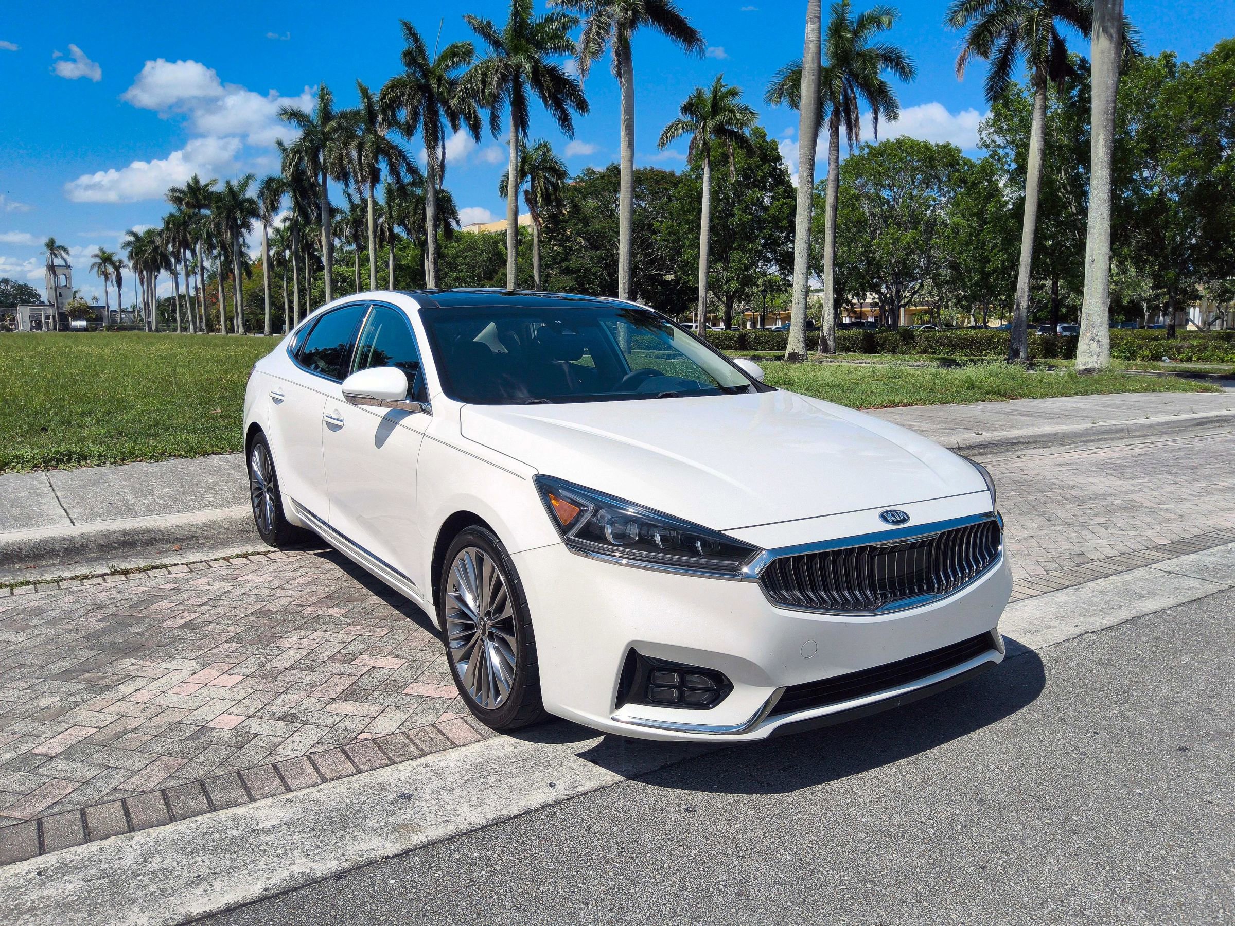 Used 2019 Kia Cadenza Limited