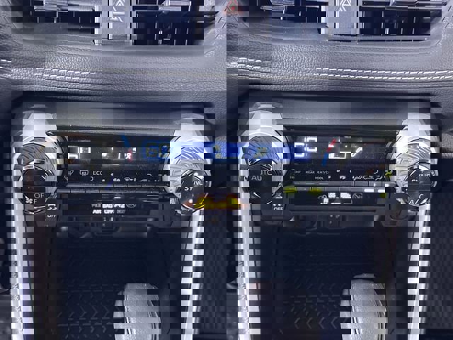 Used 2025 Toyota RAV4 LE image 17