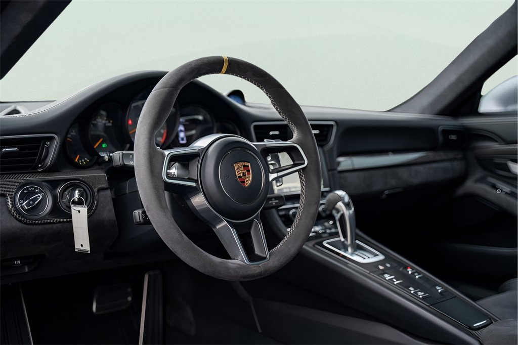 Used 2016 Porsche 911 GT3 RS image 32