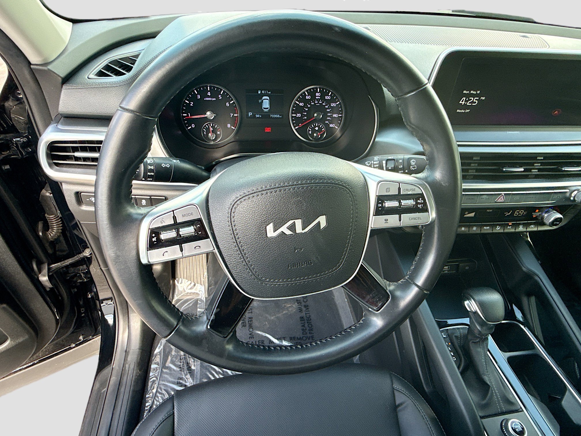 Used 2022 Kia Telluride LX FWD image 37