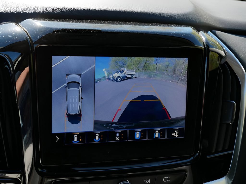 Used 2021 Chevrolet Traverse Premier AWD/4WD image 27