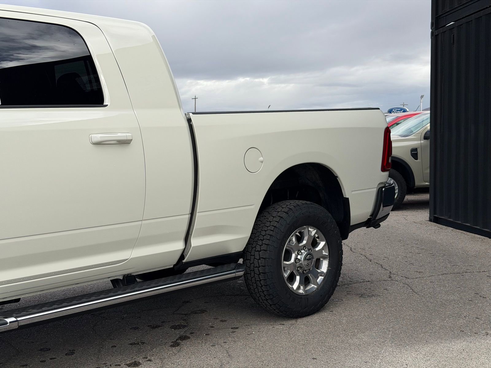 Used 2023 RAM 3500 Laramie AWD/4WD image 13