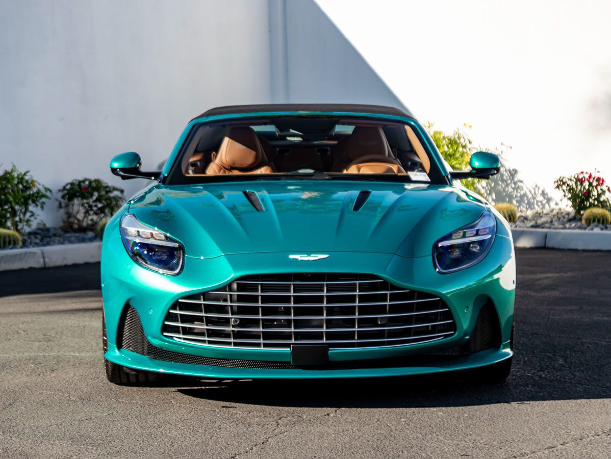 Used 2026 Aston Martin DB12 Convertible RWD image 4