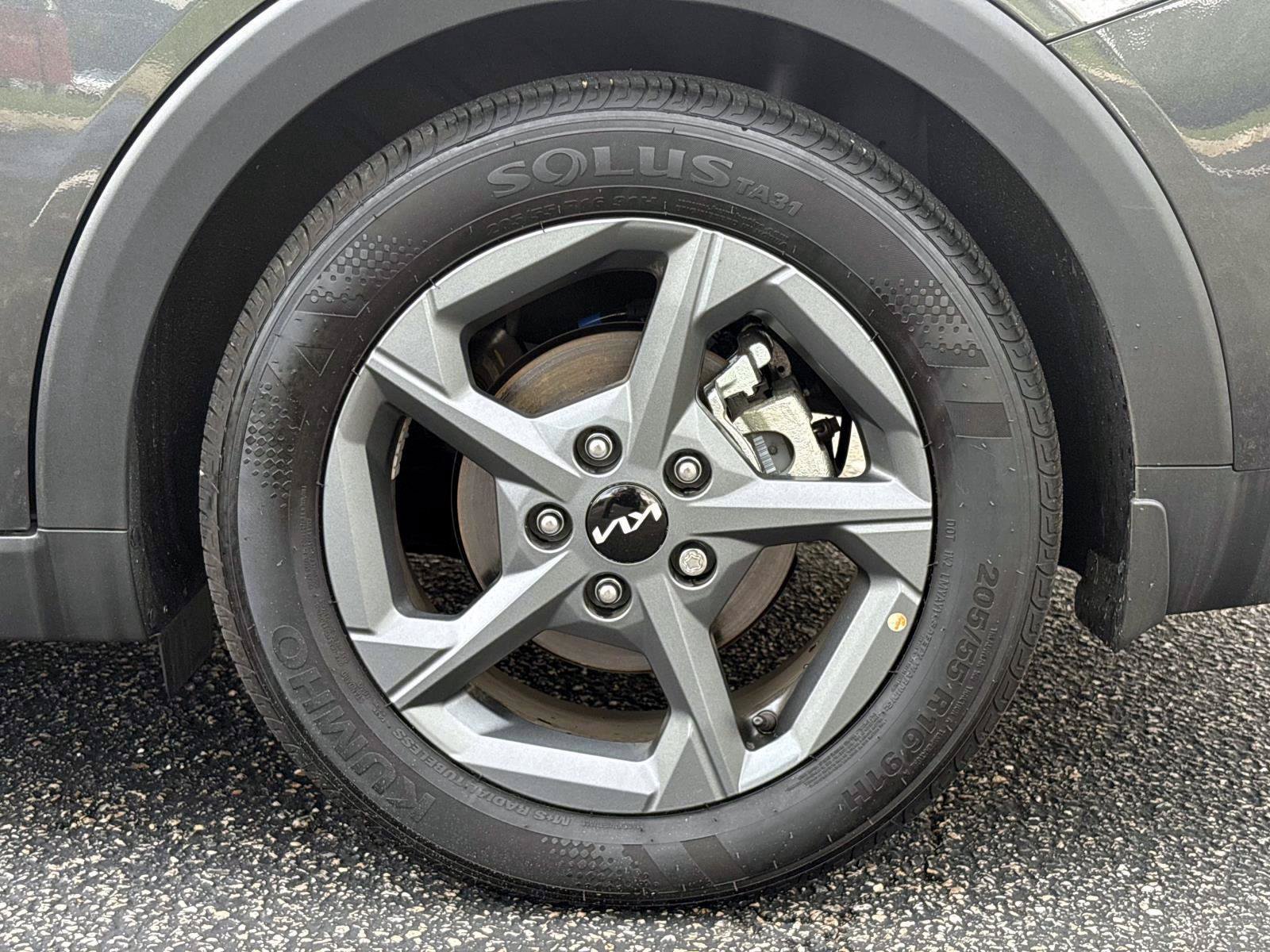 Used 2025 Kia K4 FWD image 29