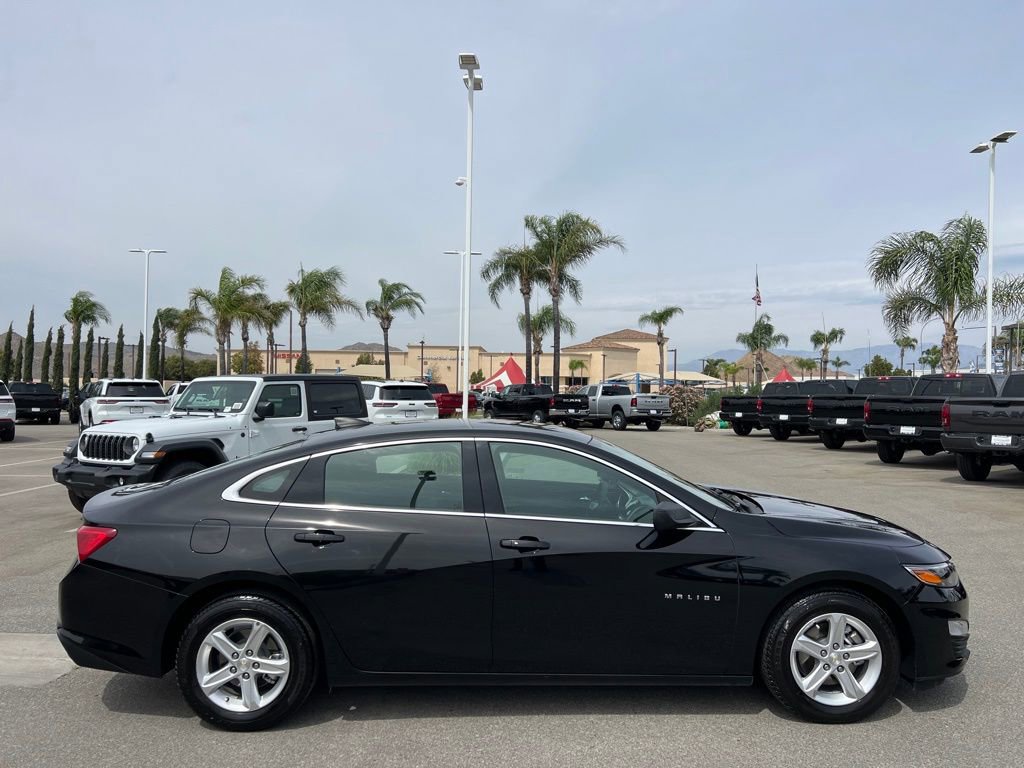Used 2023 Chevrolet Malibu LS image 9