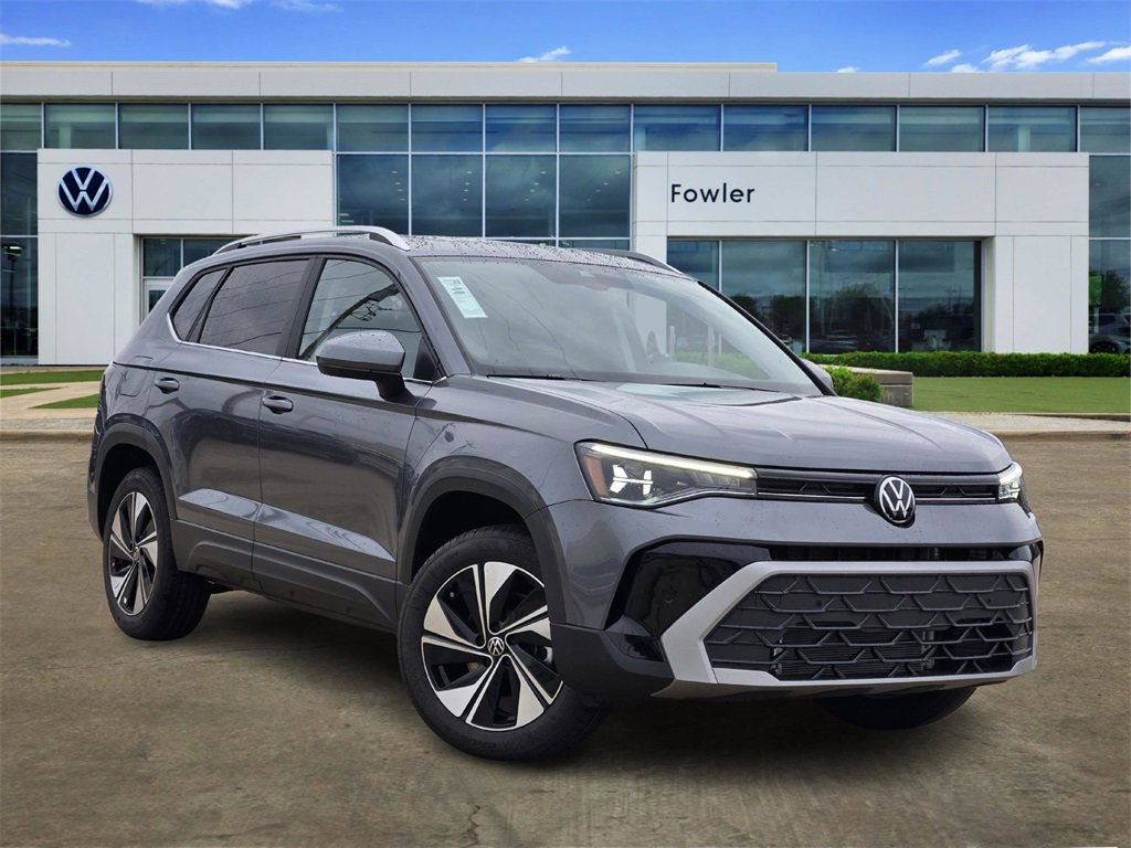 New 2025 Volkswagen Taos SE