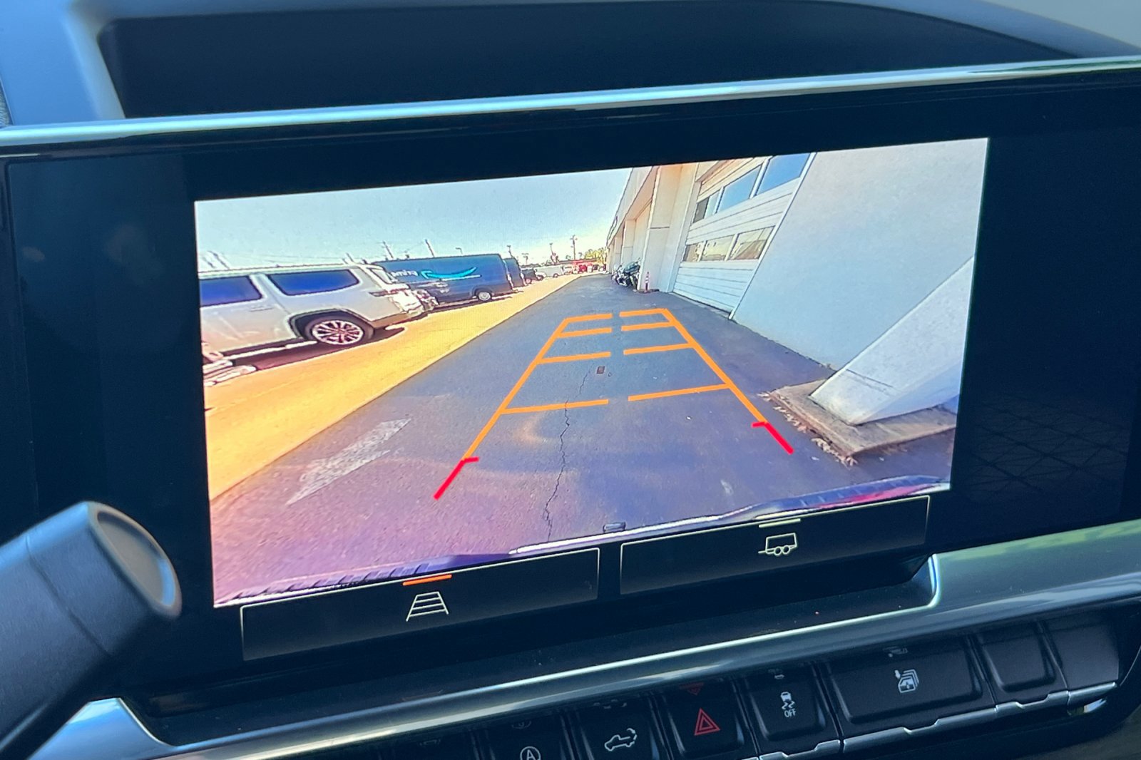 Used 2024 GMC Sierra 1500 SLT image 17