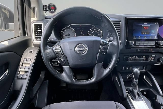 Used 2023 Nissan Frontier SV w/ SV Convenience Package AWD/4WD image 9