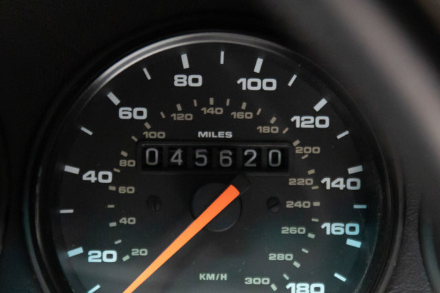 Used 1995 Porsche 911 Carrera RWD image 64