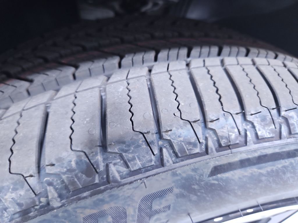 New 2026 Volkswagen Atlas SEL Premium R-Line image 28