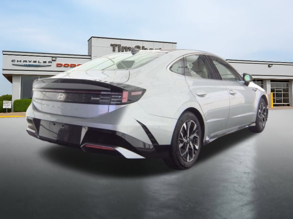 Used 2025 Hyundai Sonata SEL image 8