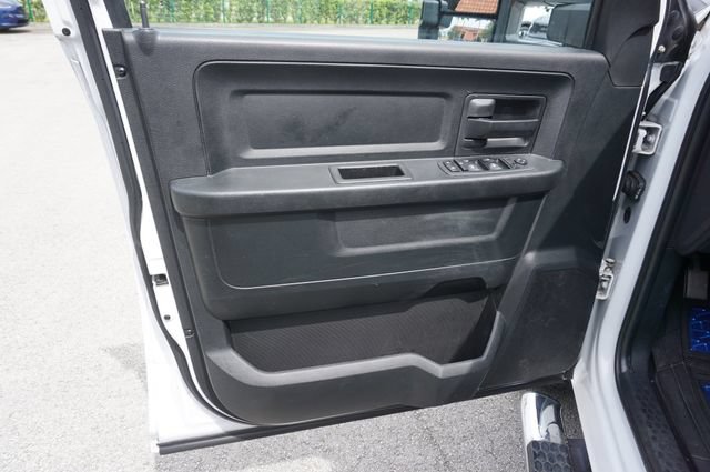 Used 2018 RAM 1500 Express w/ Express Value Package AWD/4WD image 25