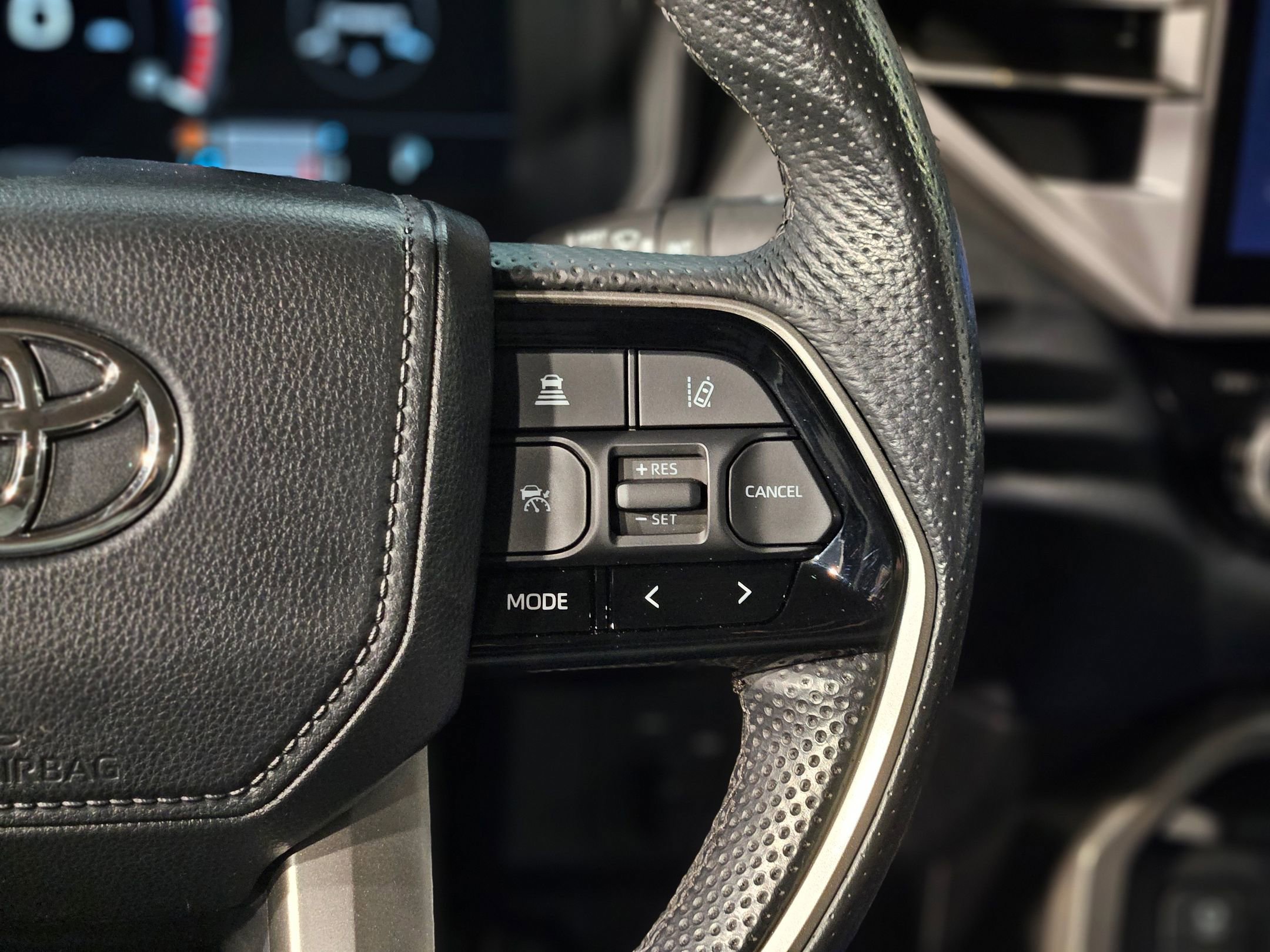 Used 2024 Toyota Tundra Limited image 29