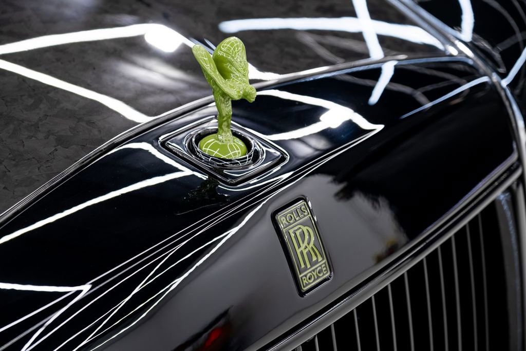 Used 2023 Rolls-Royce Phantom Sedan w/ The Phantom Package RWD image 10