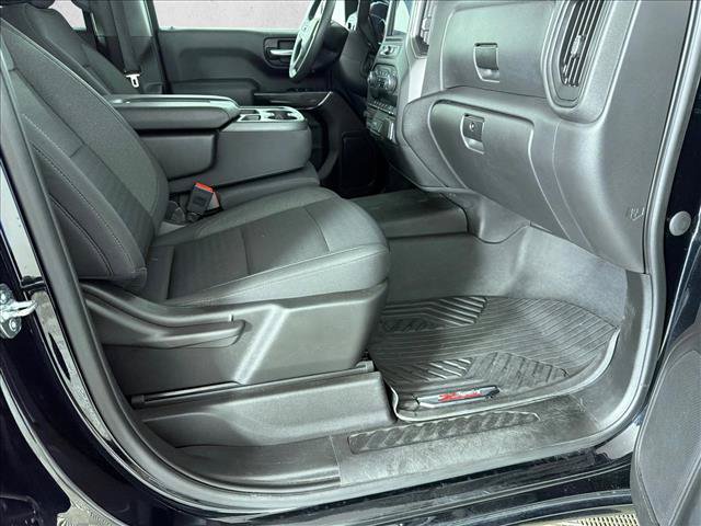 Used 2023 Chevrolet Silverado 1500 Custom Trail Boss w/ Midnight Edition AWD/4WD image 13