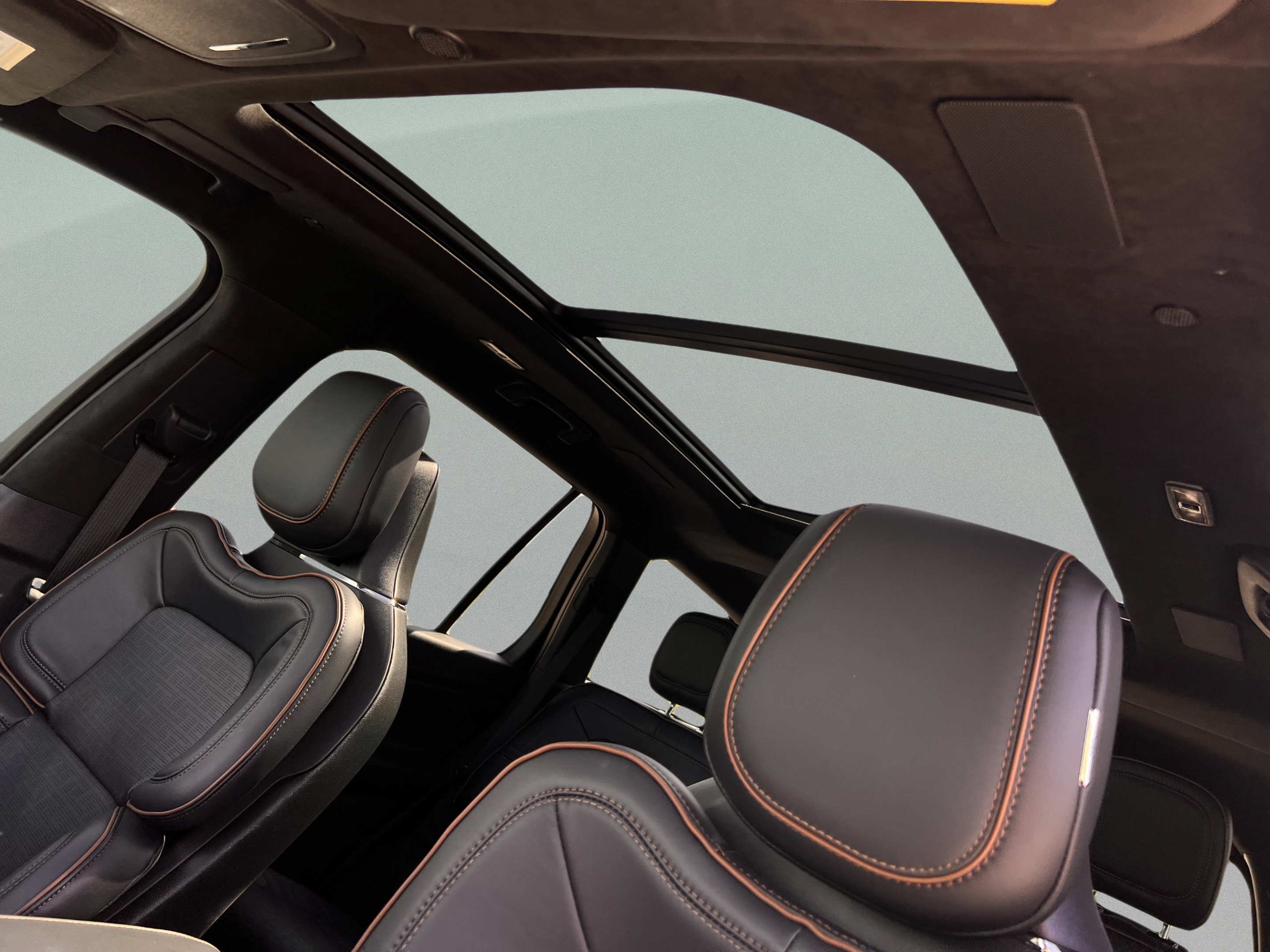 New 2025 Lincoln Aviator Black Label AWD/4WD image 19