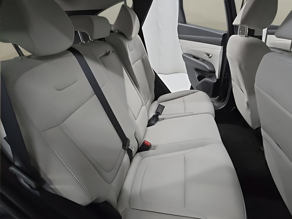 New 2026 Hyundai Tucson SEL AWD/4WD image 18