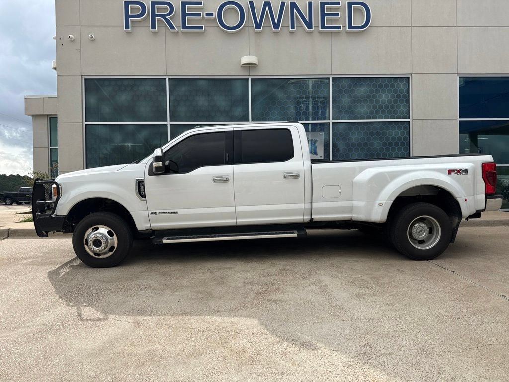 Used 2022 Ford F350 XLT w/ XLT Premium Package AWD/4WD image 1
