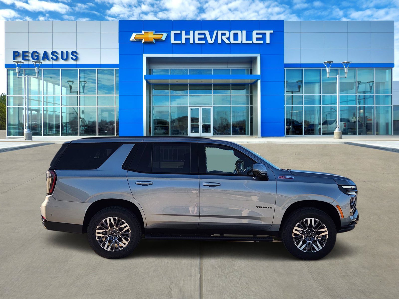 New 2027 Chevrolet Tahoe Z71 w/ Comfort Package AWD/4WD image 4