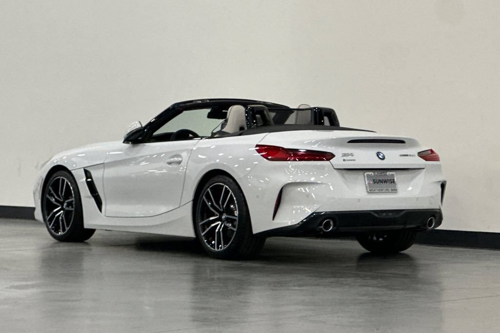 Used 2025 BMW Z4 sDrive30i w/ Premium Package RWD image 6