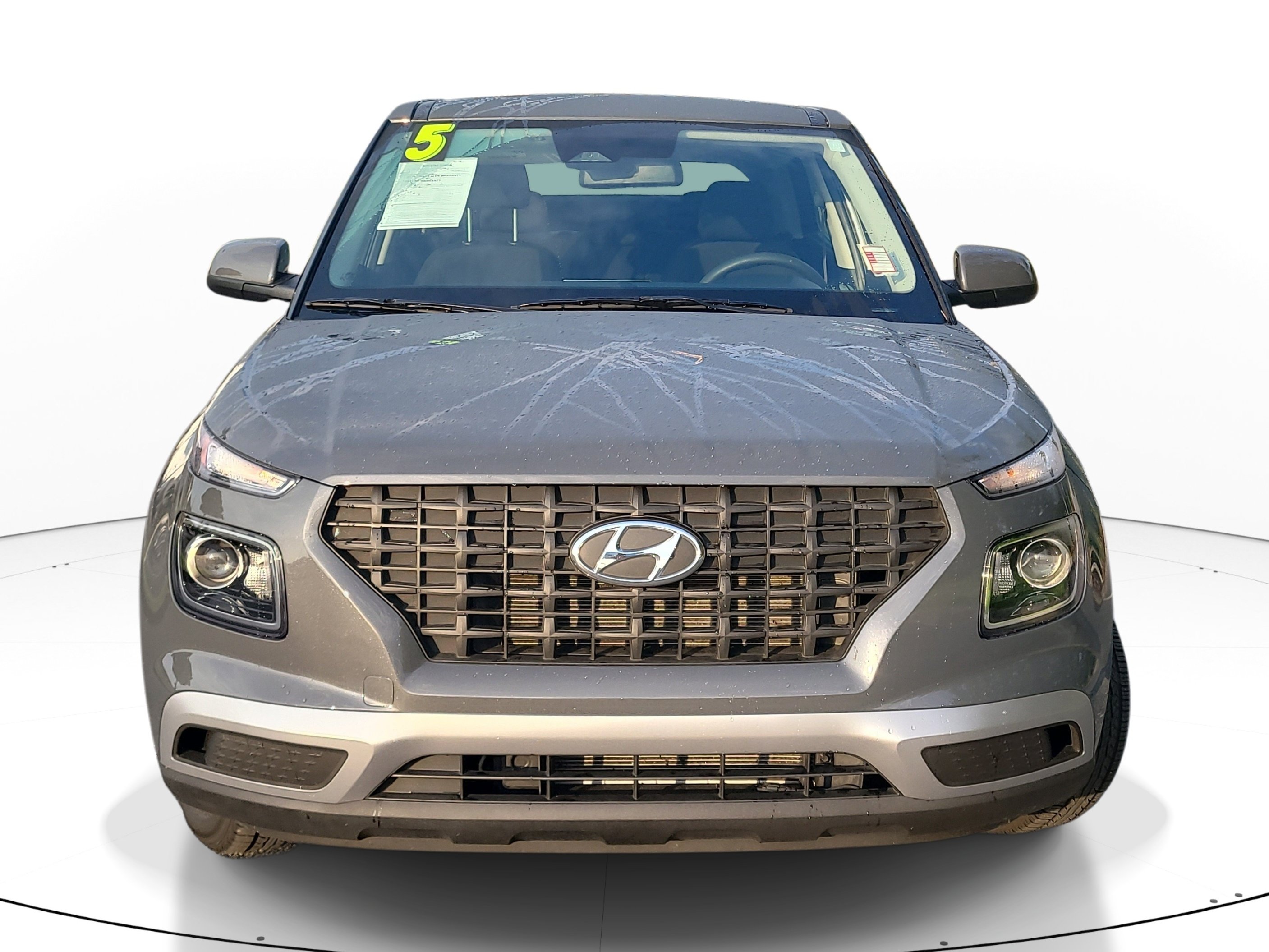 Used 2025 Hyundai Venue SE FWD image 2