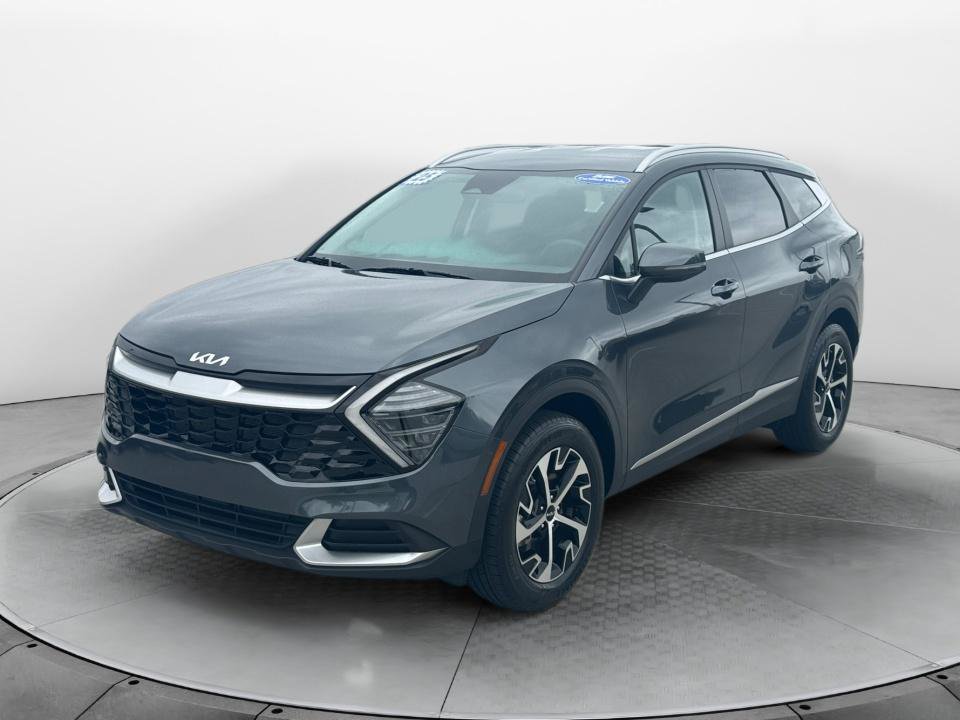 Used 2025 Kia Sportage EX AWD/4WD image 3