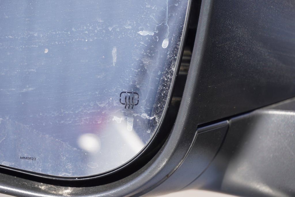 Used 2024 Jeep Grand Cherokee Laredo image 35