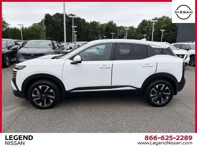Certified 2025 Nissan Kicks SV AWD/4WD image 7