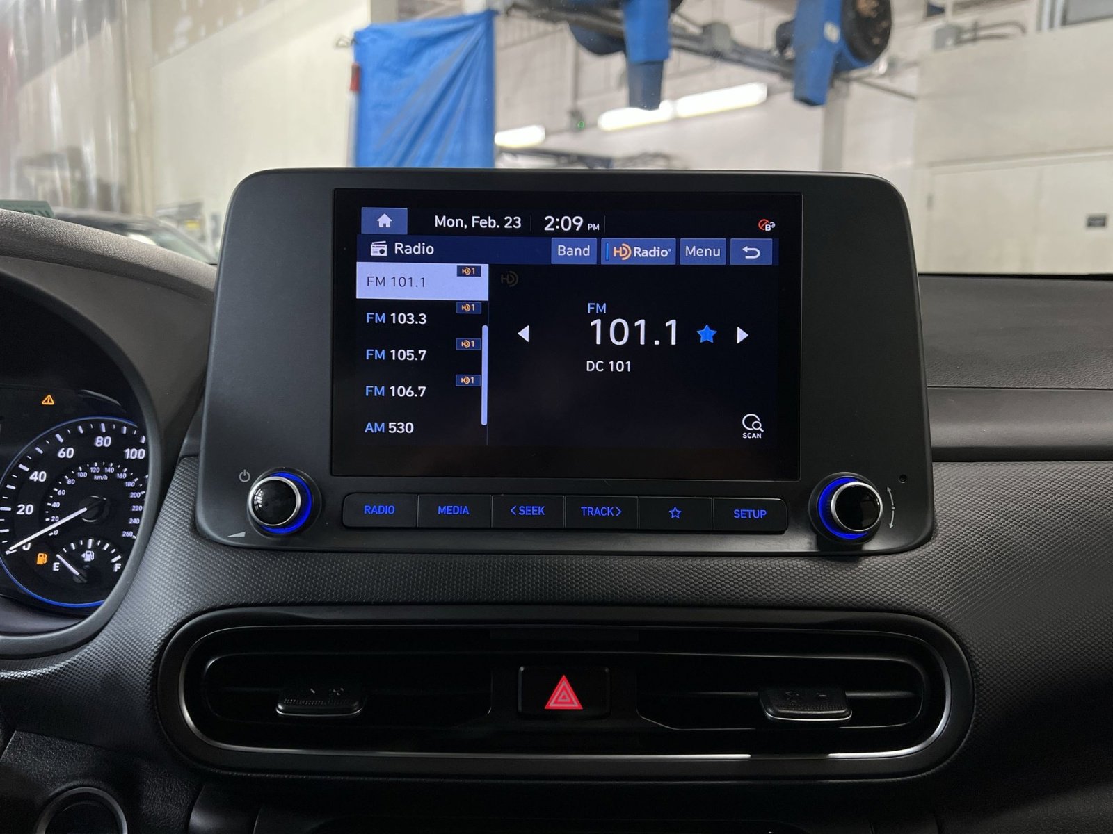 Used 2022 Hyundai Kona SEL image 18