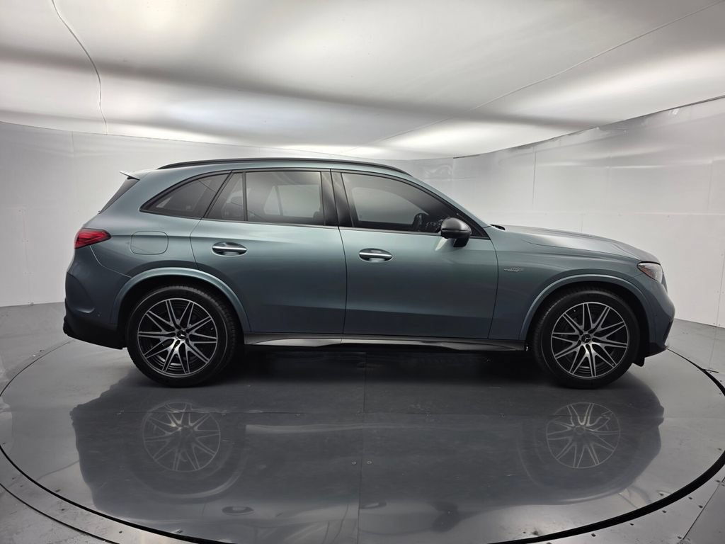 Used 2025 Mercedes-Benz GLC 43 AMG 4MATIC image 3